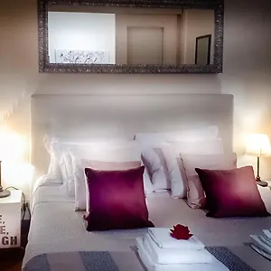 Casina Tiberina Rome