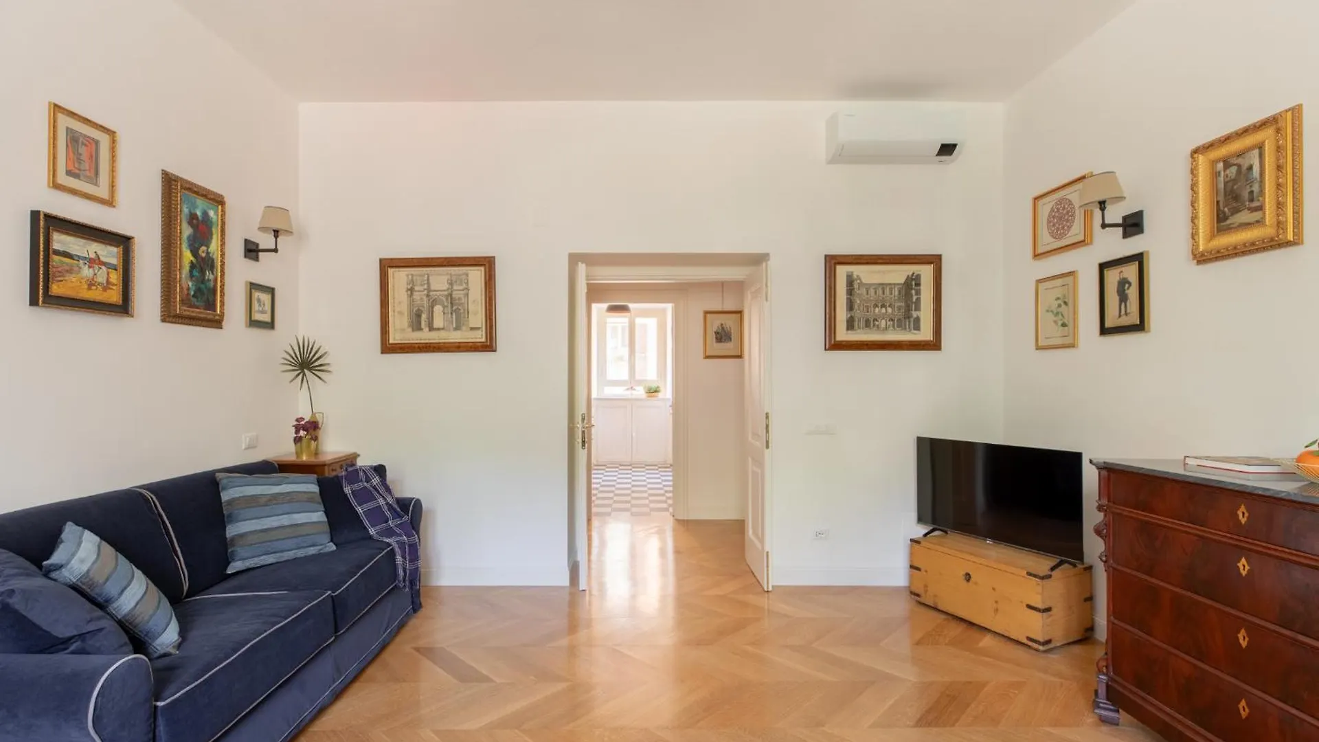 Apartment Iflat Charming & Spacious Flat In Trastevere Rome