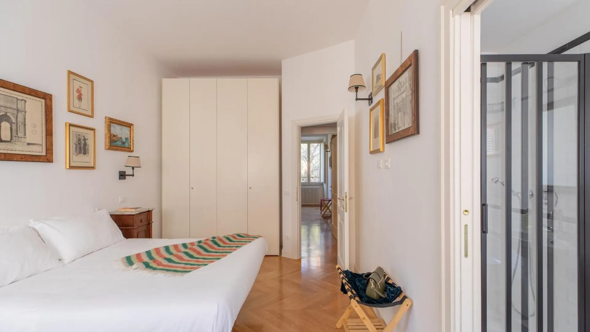 Apartment Iflat Charming & Spacious Flat In Trastevere Rome