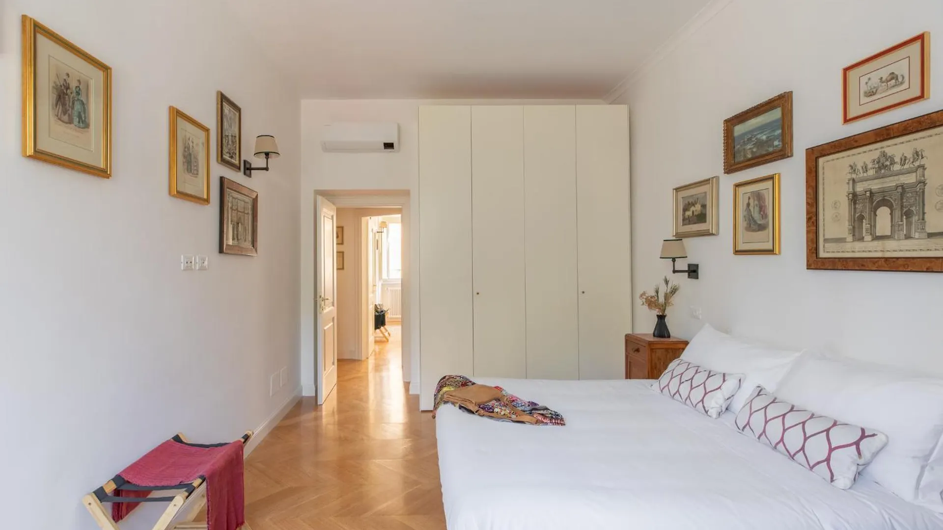 Iflat Charming & Spacious Flat In Trastevere Rome